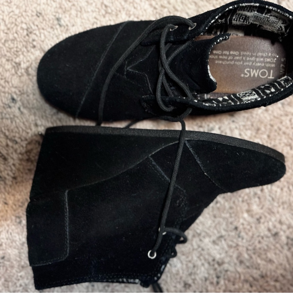 TOMS Black Suede Lace-Up Wedges